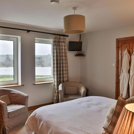 Lake House Bed and Breakfast Dunmanway Esterno foto