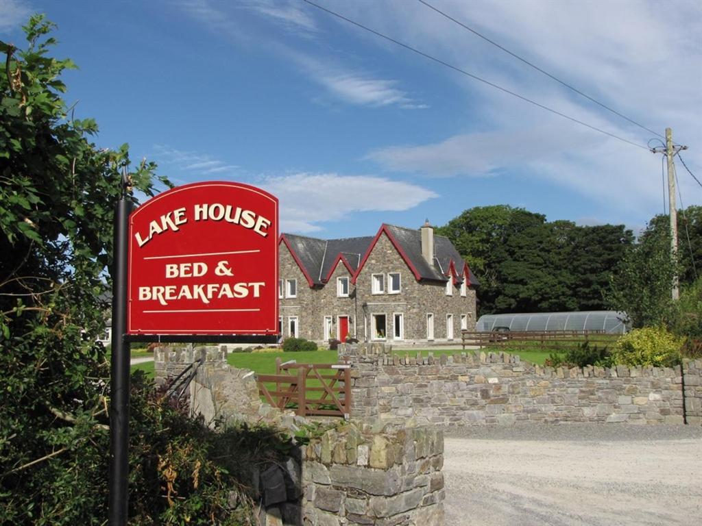 Lake House Bed and Breakfast Dunmanway Esterno foto